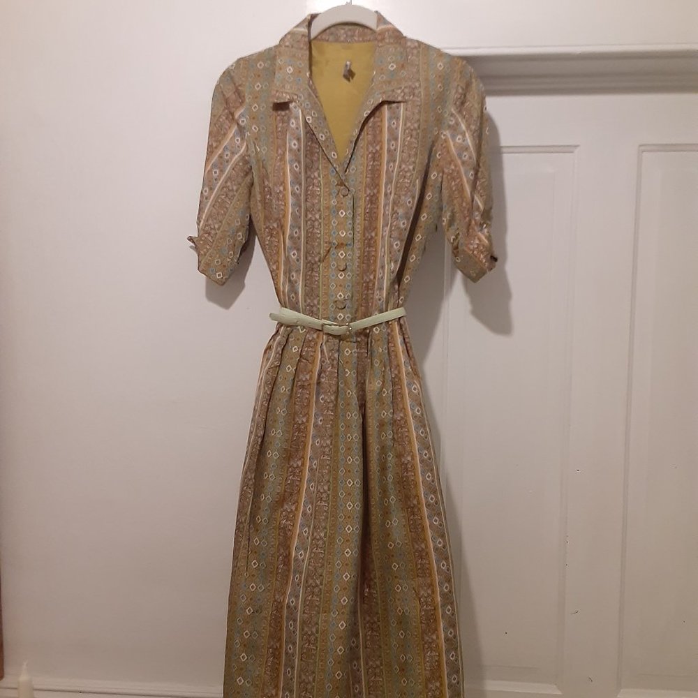 Ann Taylor Vintage Dress
